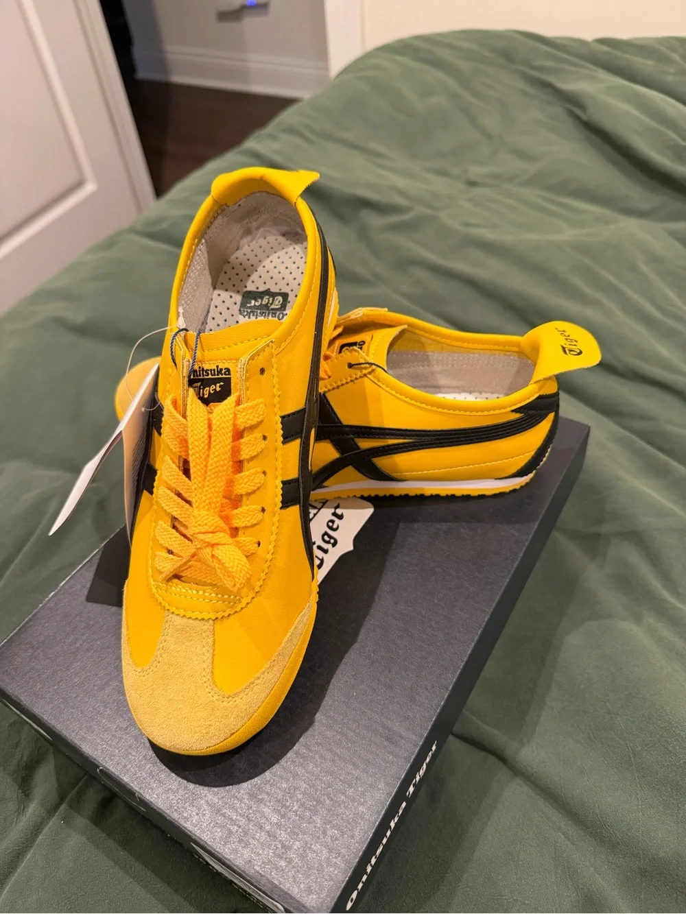 Onitsuka Tiger by Asics Men’s/Womens Mexico 66 Sneakers in Yellow and Black